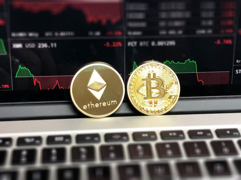 6 Reasons To Invest And Trade In Cryptocurrency